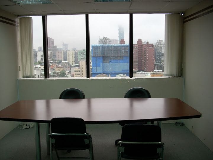 Da An Centre Private Office